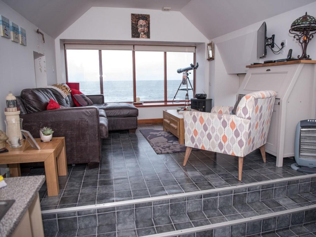 Pew With A View - Seafront Cottages Sandhaven Camera foto